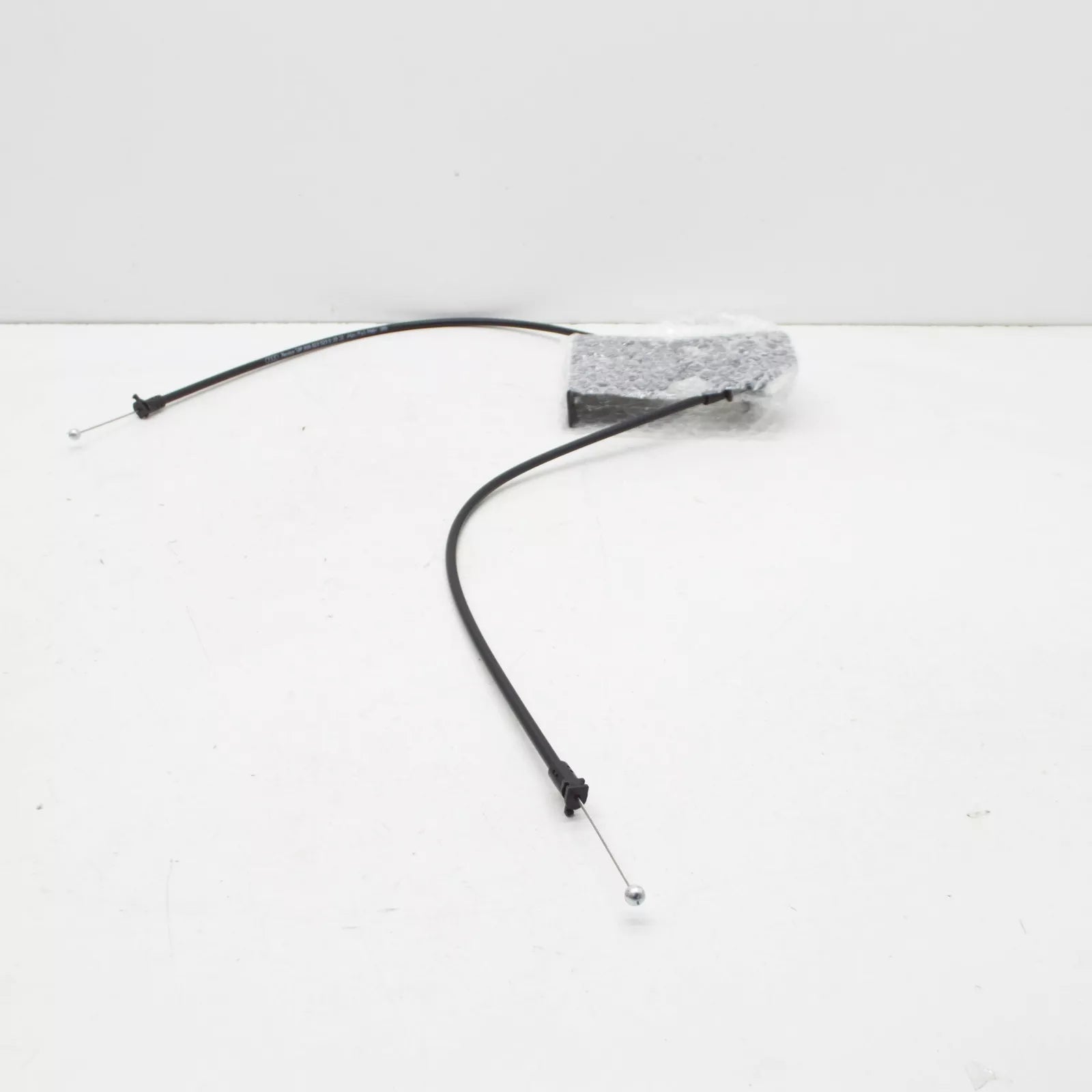 NEW AUDI Q5 80A FRONT BONNET HOOD LID LOCK RELEASE CABLE 80A823529D ORIGINAL
