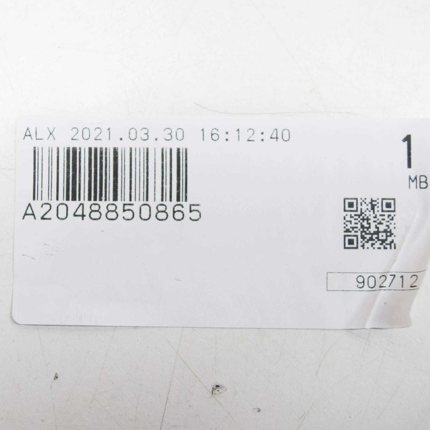 NEW MERCEDES-BENZ C-CLASS W204 FRONT BUMPER RIGHT BRACKET A2048850865 ORIGINAL