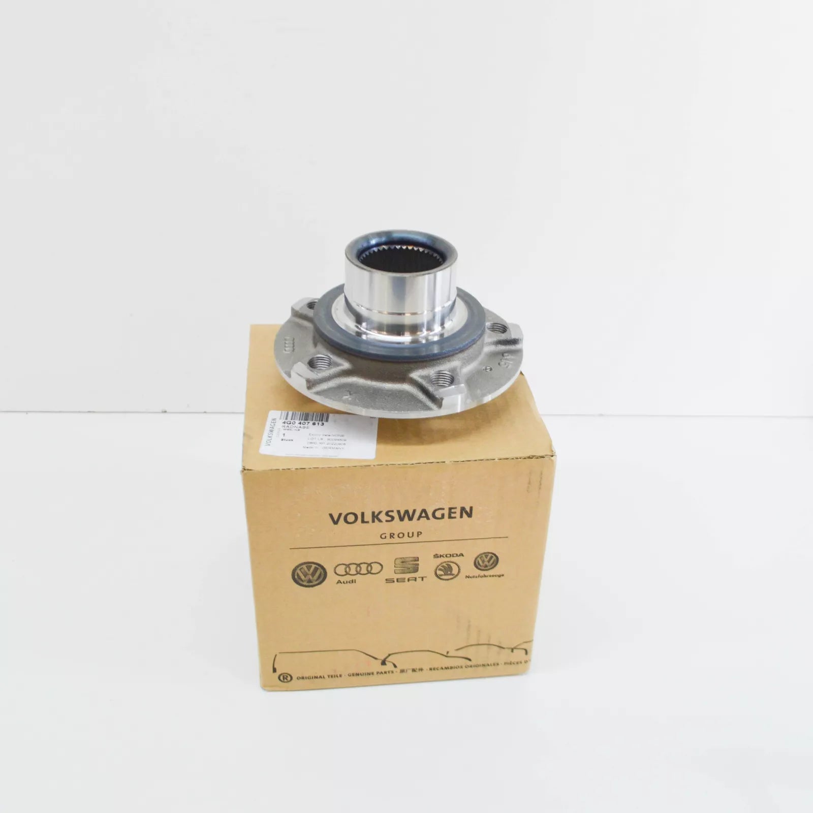 NEW AUDI A6 C7 ALLROAD QUATTRO FRONT WHEEL HUB SPINDLE 4G0407613 ORIGINAL