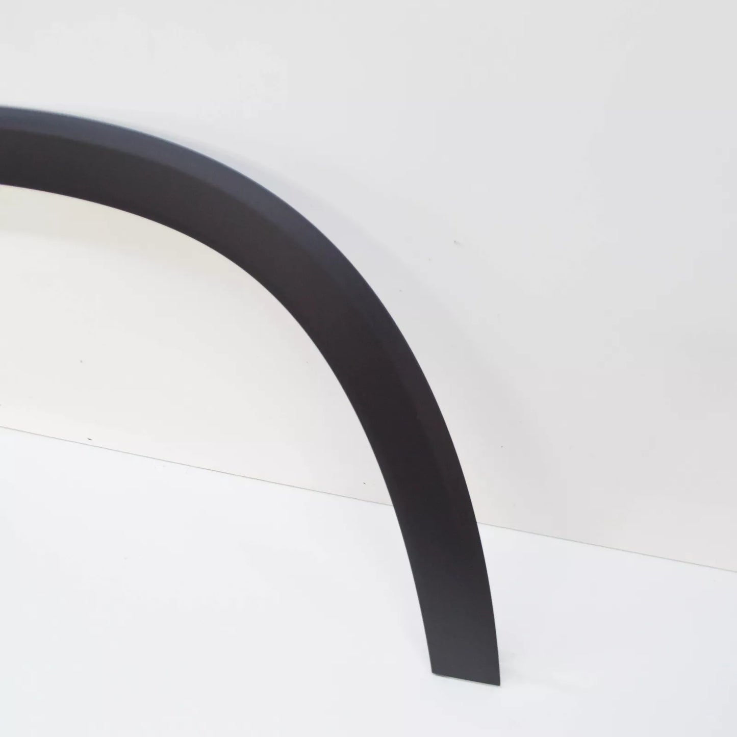 NEW MB GLE W167 FRONT LEFT WHEEL FENDER FLARE MOULDING A1678850100 ORIGINAL