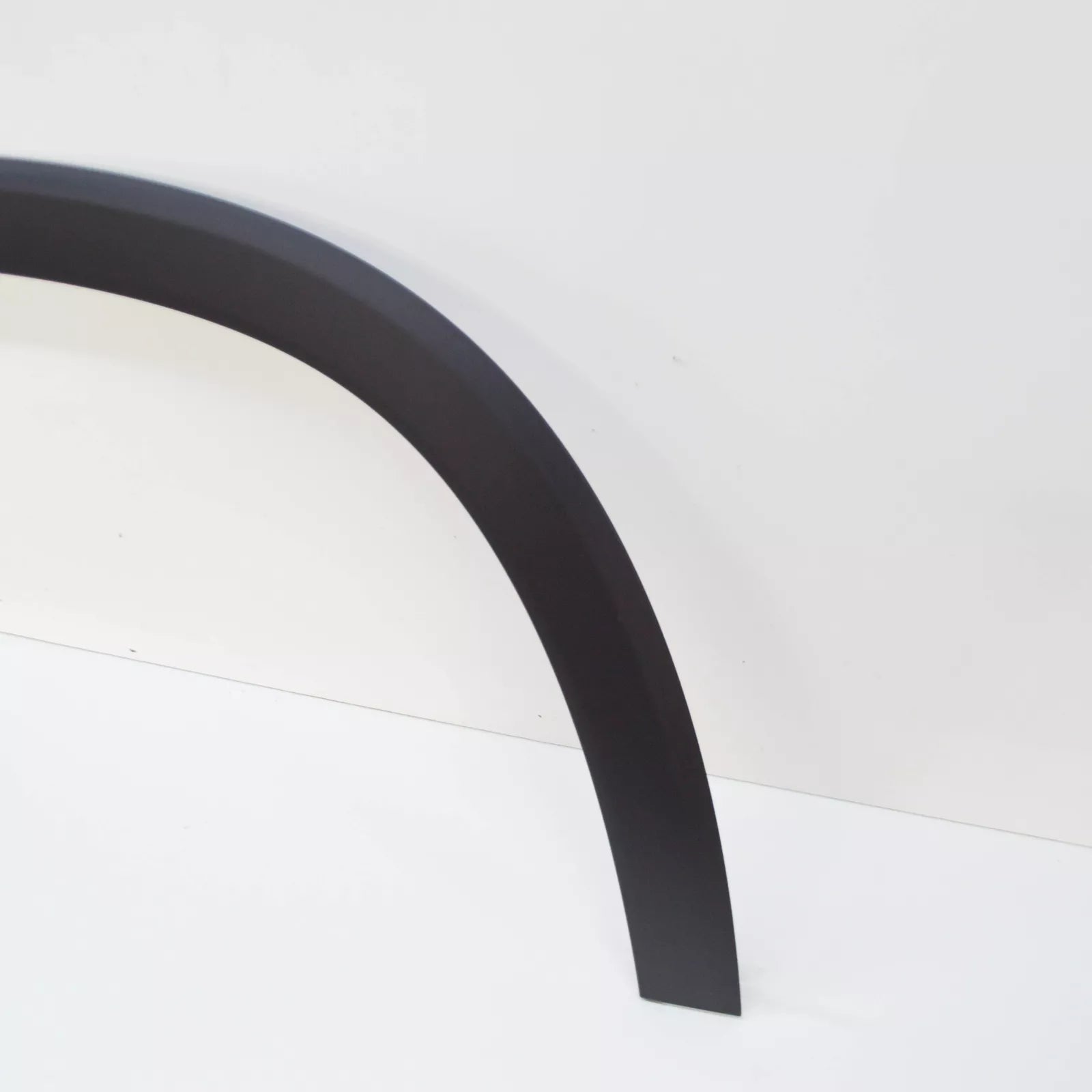 NEW MB GLE W167 FRONT LEFT WHEEL FENDER FLARE MOULDING A1678850100 ORIGINAL