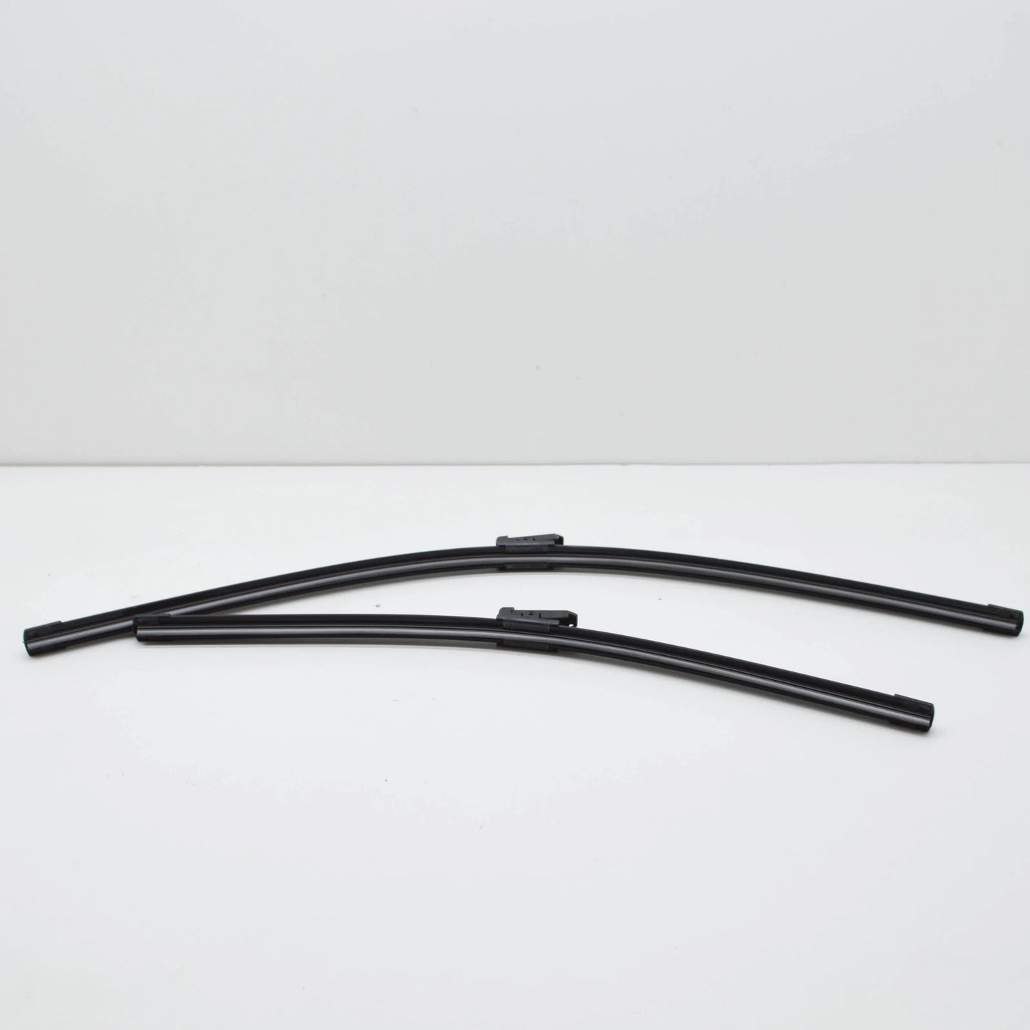 NEW AUDI Q7 4M FRONT WINDSHIELD WIPER BLADE SET LHD 4M1998002