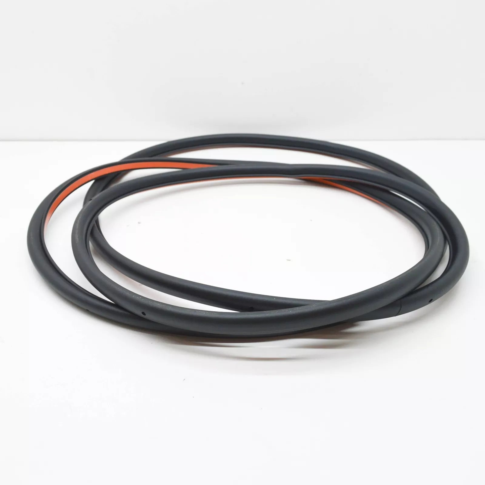 NEW AUDI Q5 8R REAR RIGHT DOOR SEAL RUBBER 8R0839912L