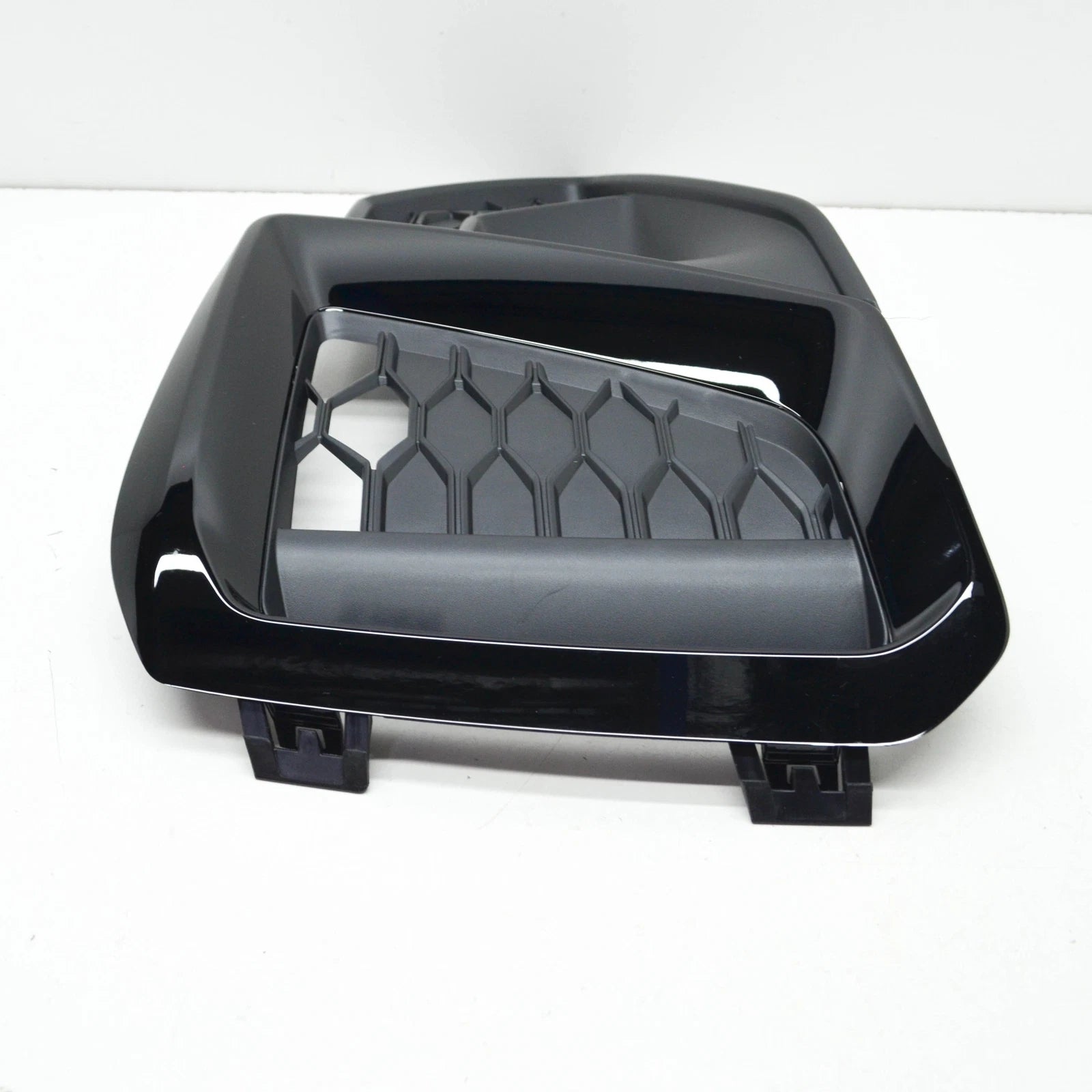 NEW AUDI A4 AVANT B9 FRONT RIGHT BUMPER GRILLE 8W0807682AMT94