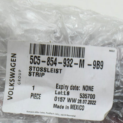 NEW VW BEETLE A5 REAR RIGHT SIDE PROTECTIVE STRIP 5C5854932M9B9 ORIGINAL