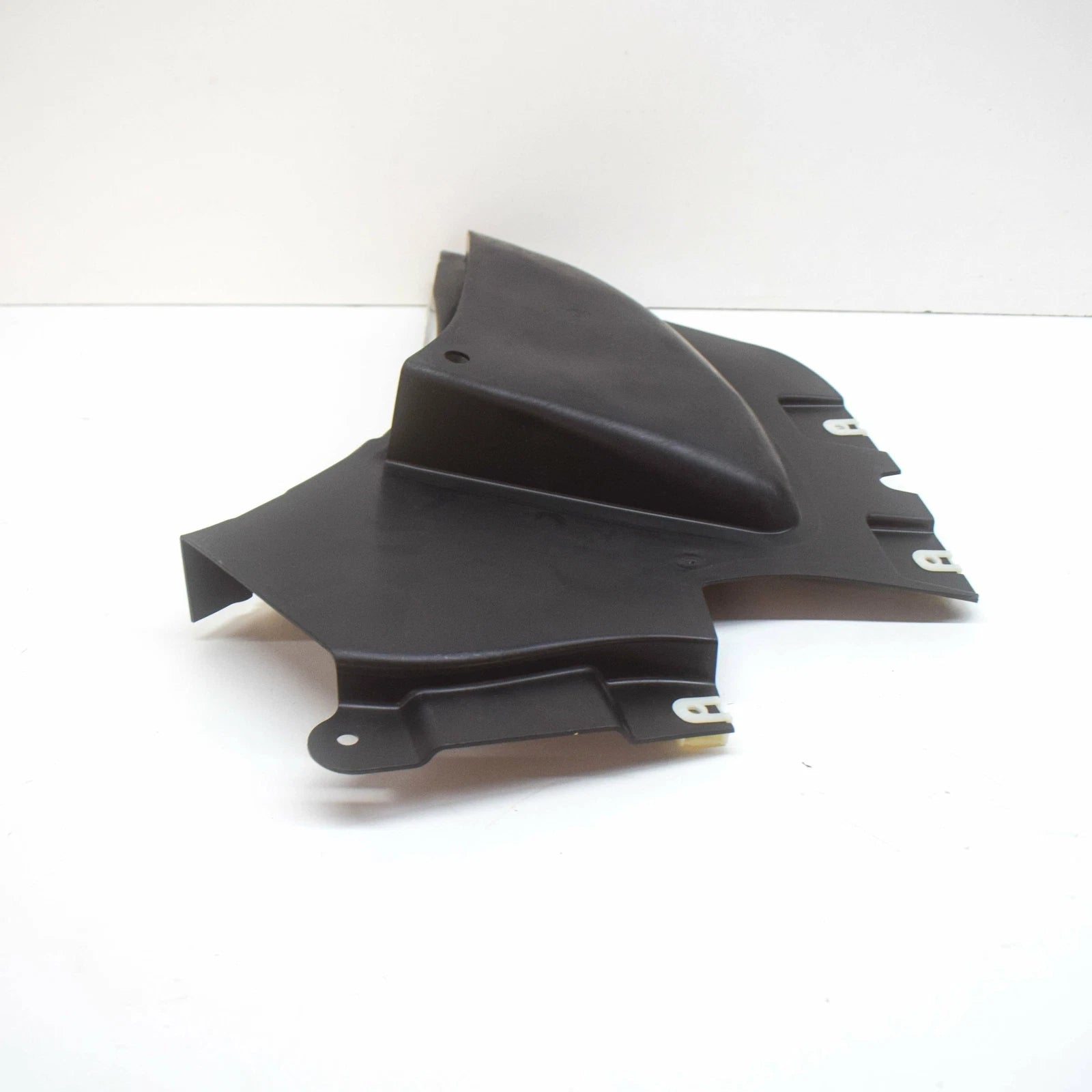 NEW BMW 4 COUPE G22 G82 RIGHT BOTTOM WHEEL HOUSING COVER 51758070526 ORIGINAL