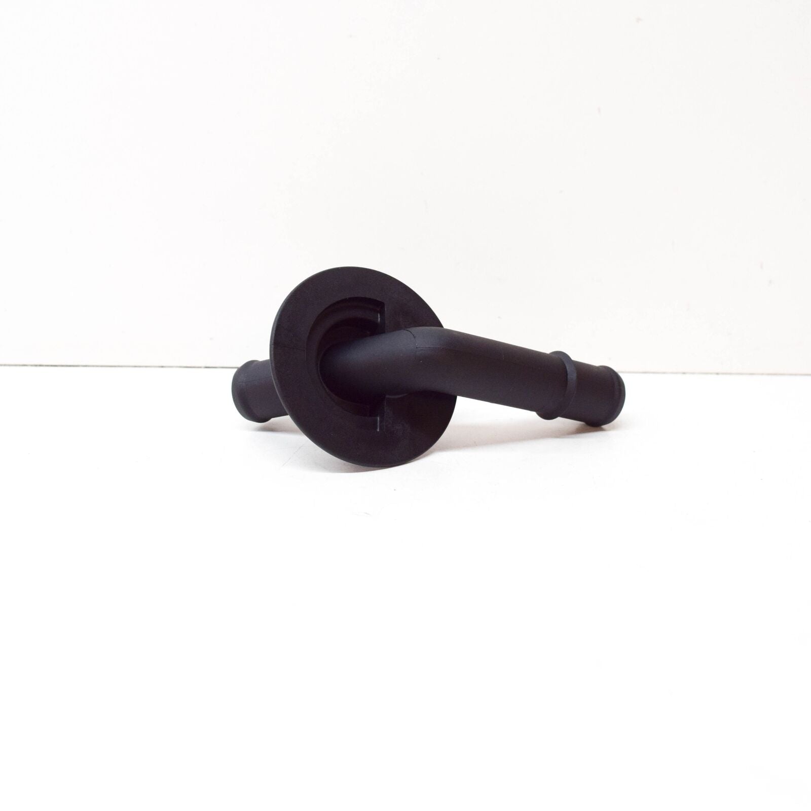 NEW MERCEDES-BENZ S W220 HEATER HOSE CONNECTOR A2208320015 ORIGINAL