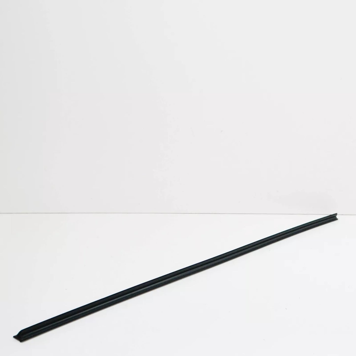 NEW BMW 3 COUPE E36 FRONT RIGHT WINDOW INNER CHANNEL COVER 51218201064 ORIGINAL