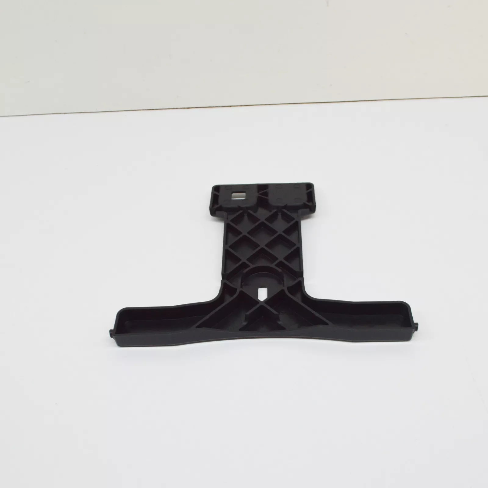 NEW MERCEDES-BENZ C W204 RADIATOR GRILLE SUPPORT A2048850736 ORIGINAL