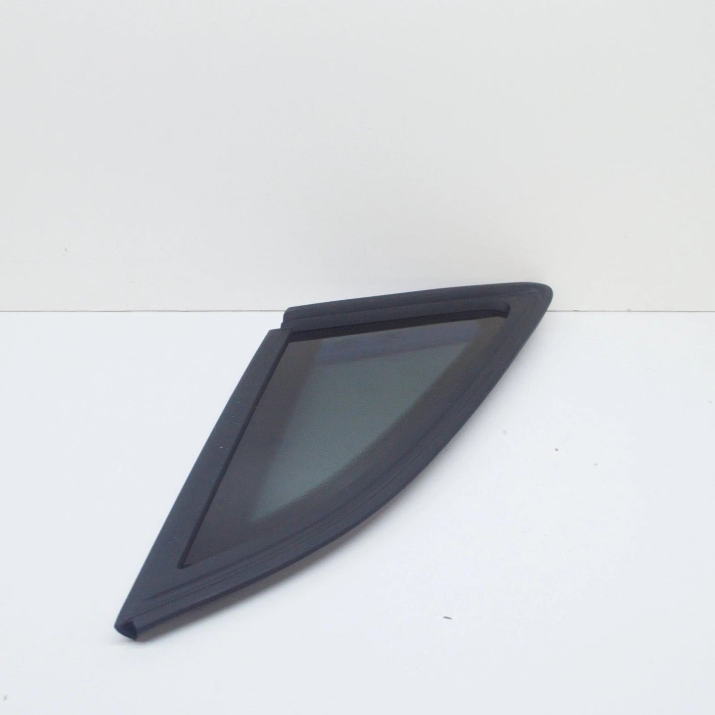 NEW AUDI Q3 8U REAR RIGHT DOOR SIDE WINDOW QUARTER GLASS 8U0845300BNVB ORIGINAL