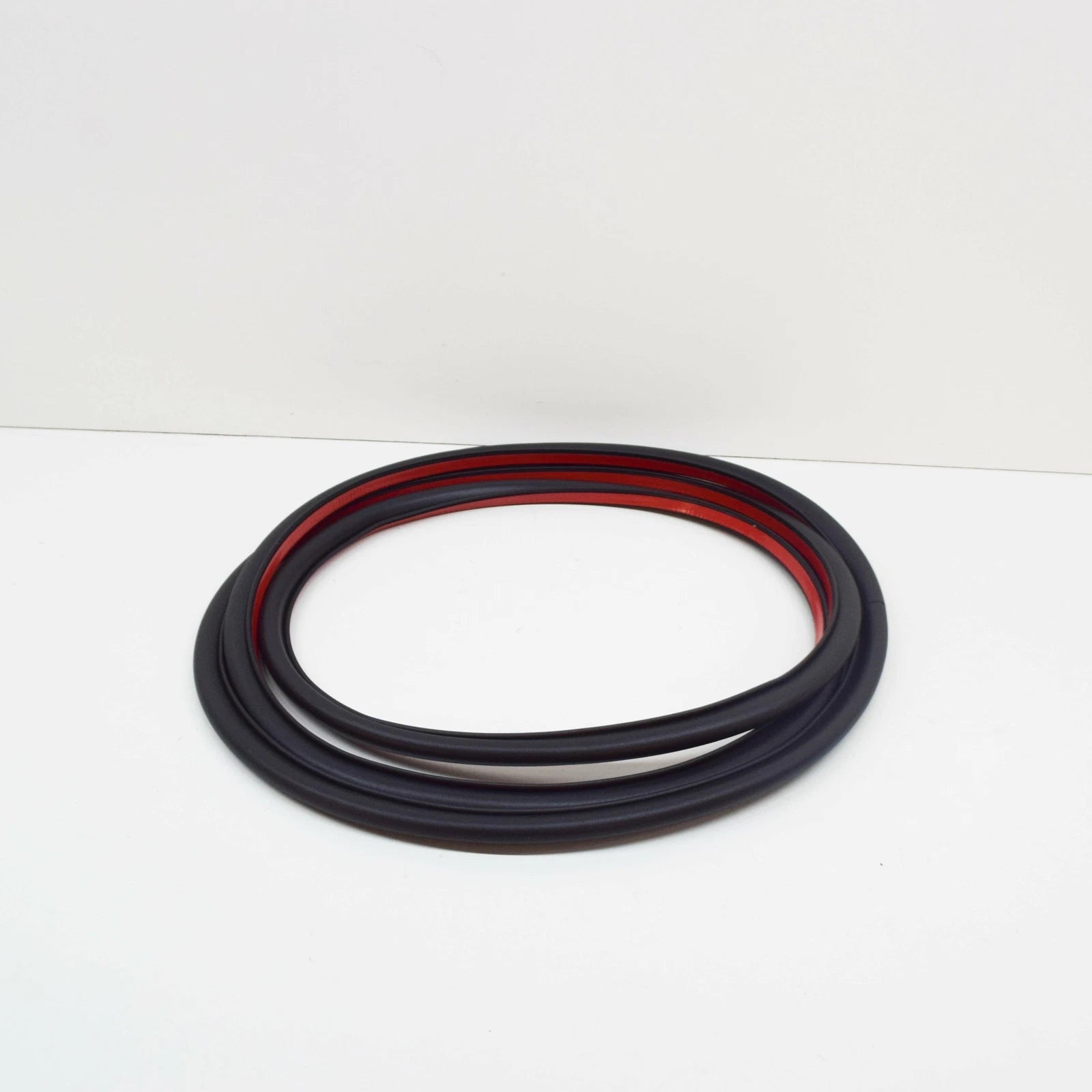 NEW AUDI A4 B8 REAR RIGHT OUTER DOOR SEAL 8K5839912Q