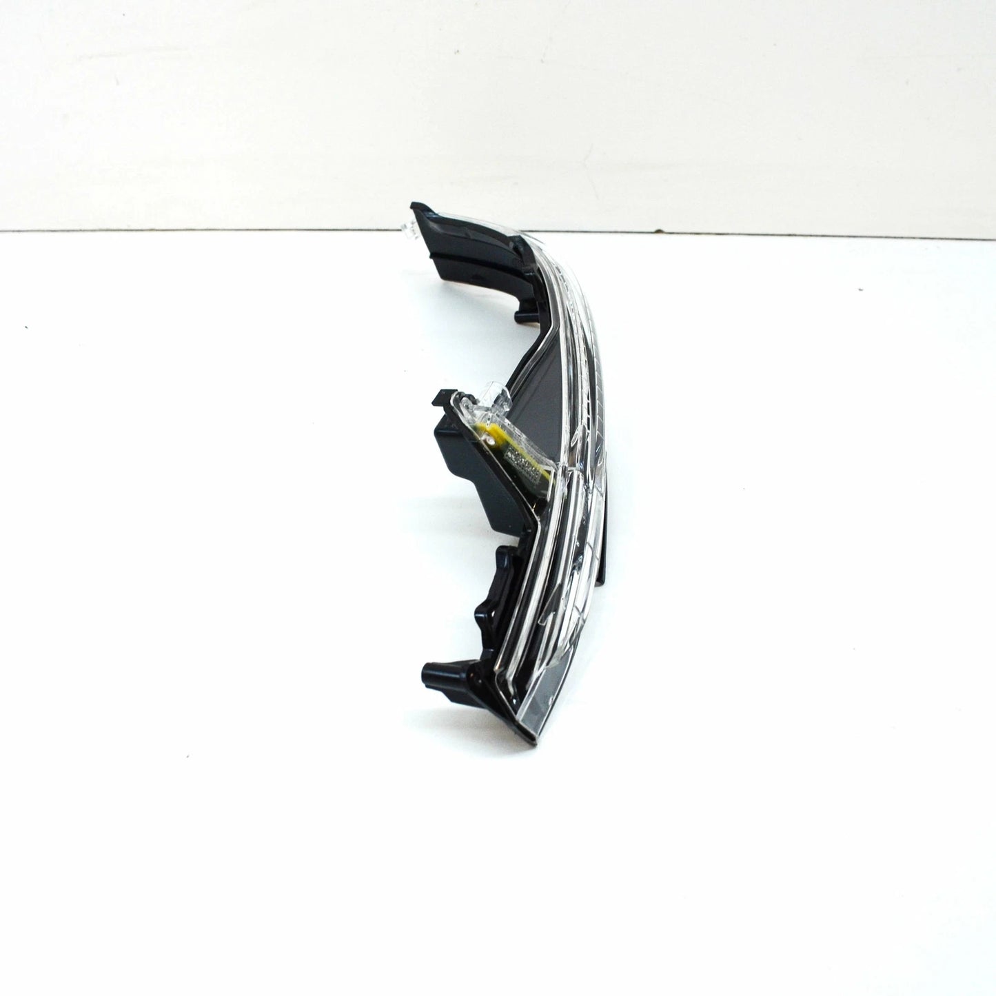 NEW AUDI Q5 80A FRONT LEFT DOOR MIRROR TURN INDICATOR 80A949101
