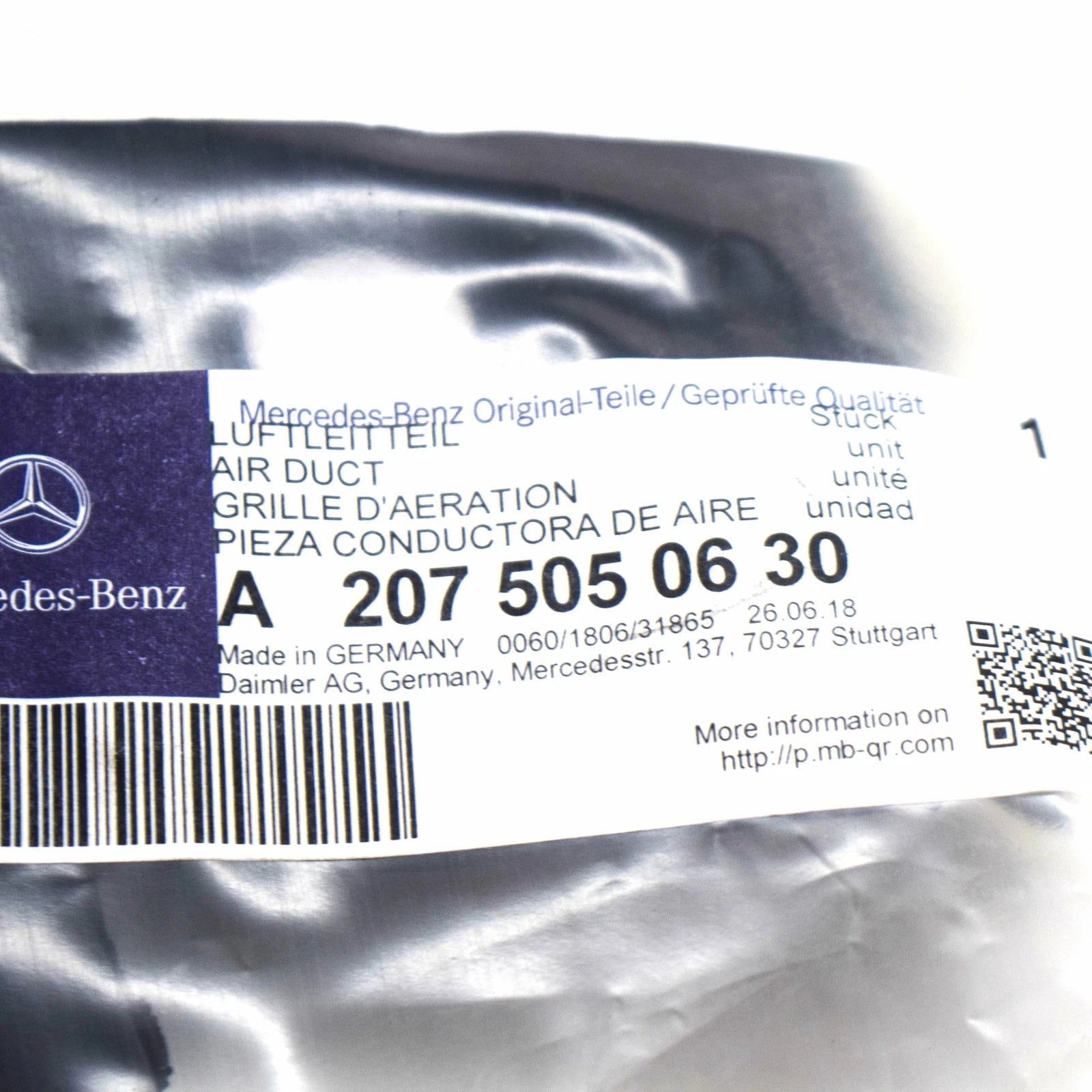 NEW MERCEDES-BENZ E COUPE C207 TOP AIR BAFFLE A2075050630 ORIGINAL