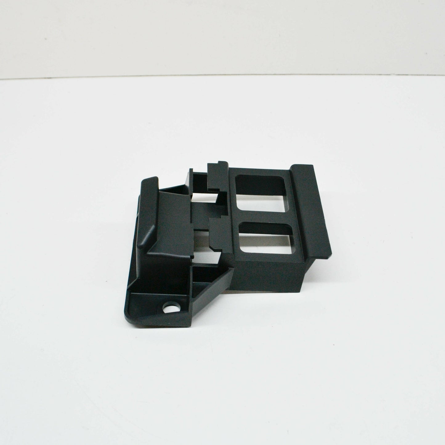 NEW VOLKSWAGEN CRAFTER MK1 2F FRONT BUMPER LEFT GUIDE 2E0807177 ORIGINAL