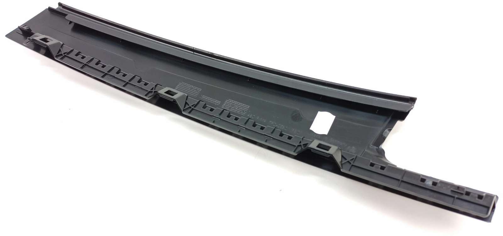NEW VW PASSAT B8 REAR LEFT DOOR WINDOW FRAME TRIM 3G0839901T041 ORIGINAL