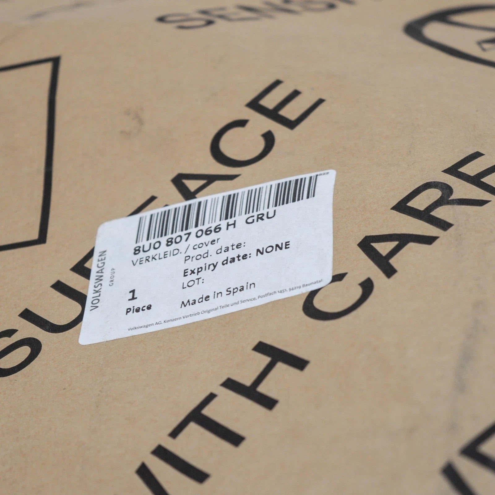 NEW AUDI A3 8U FRONT BUMPER RIGHT SIDE COVER 8U0807066HGRU ORIGINAL