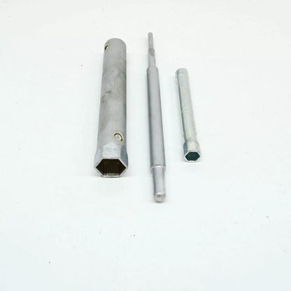 NEW BMW 3 E30 TOOL KIT 71111115329 1115329