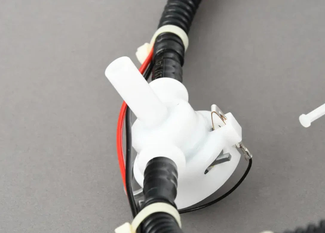 NEW BMW 6 GRAN COUPE F06 FUEL PUMP FEED UNIT 7260640 16117260640 ORIGINAL