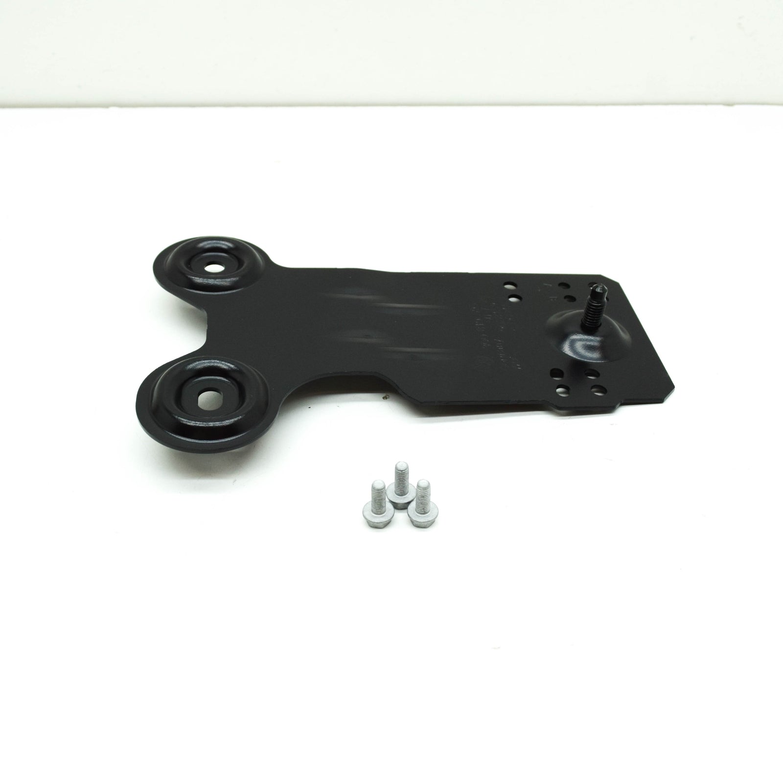 NEW VOLKSWAGEN PASSAT B8 3G HEATER BRACKET 5Q0898595B ORIGINAL