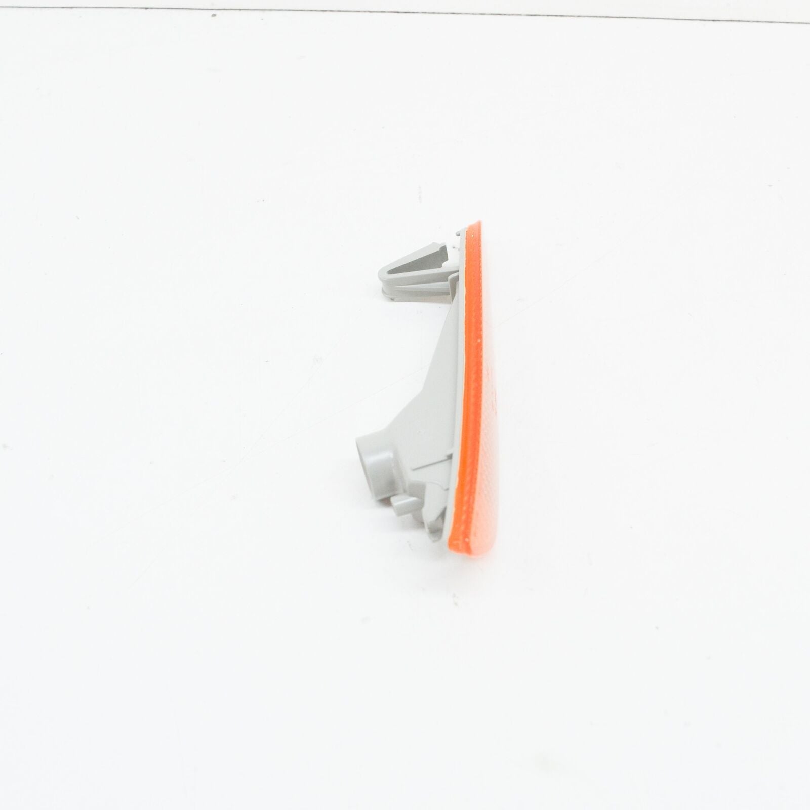 NEW MB E-CLASS W211 FRONT BUMPER RIGHT TURN SIGNAL A2118200221 ORIGINAL