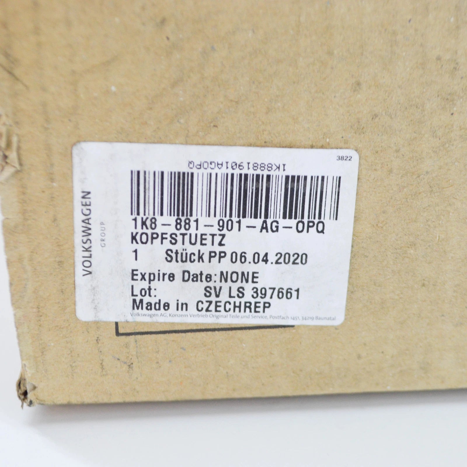 NEW VW SCIROCCO 137,138 FRONT SEAT HEAD REST 1K8881901AGOPQ ORIGINAL