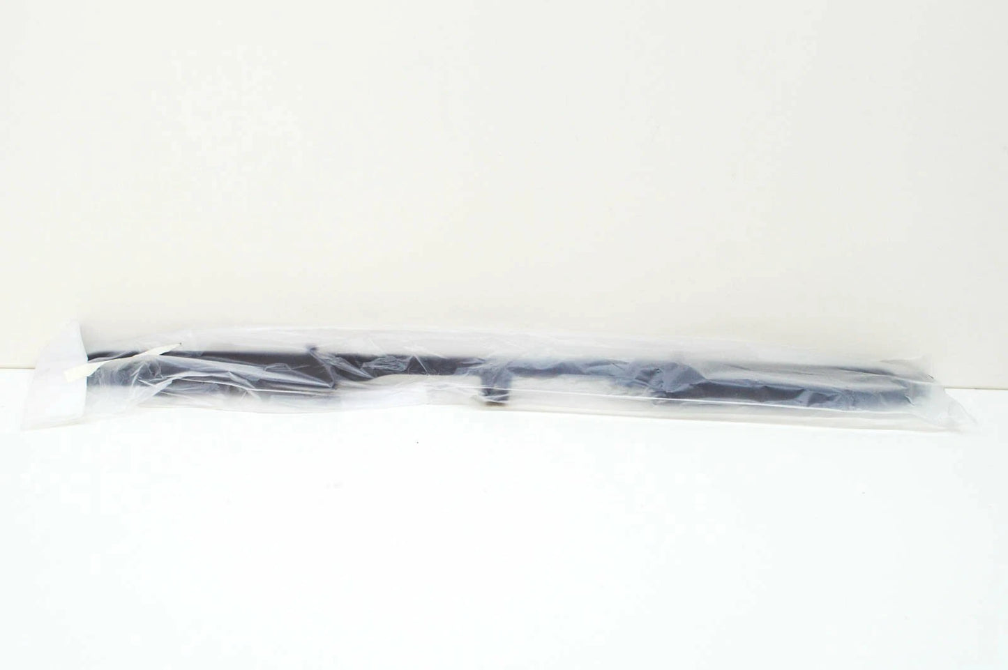 NEW AUDI A5 8W6 FRONT RADIATOR GRILLE UPPER COVER TRIM 8W6853037