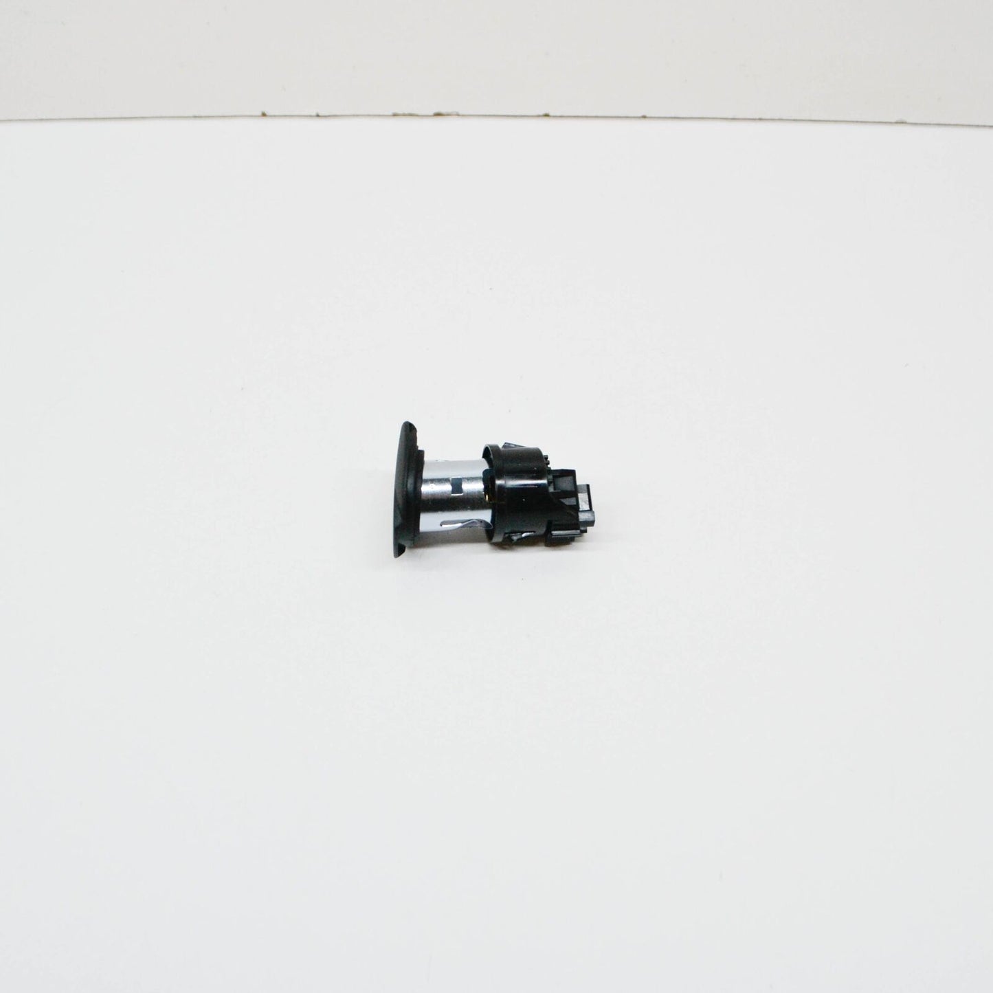 NEW MB SPRINTER W906 FRONT LEFT SEAT BASE SOCKET A0008204805 ORIGINAL