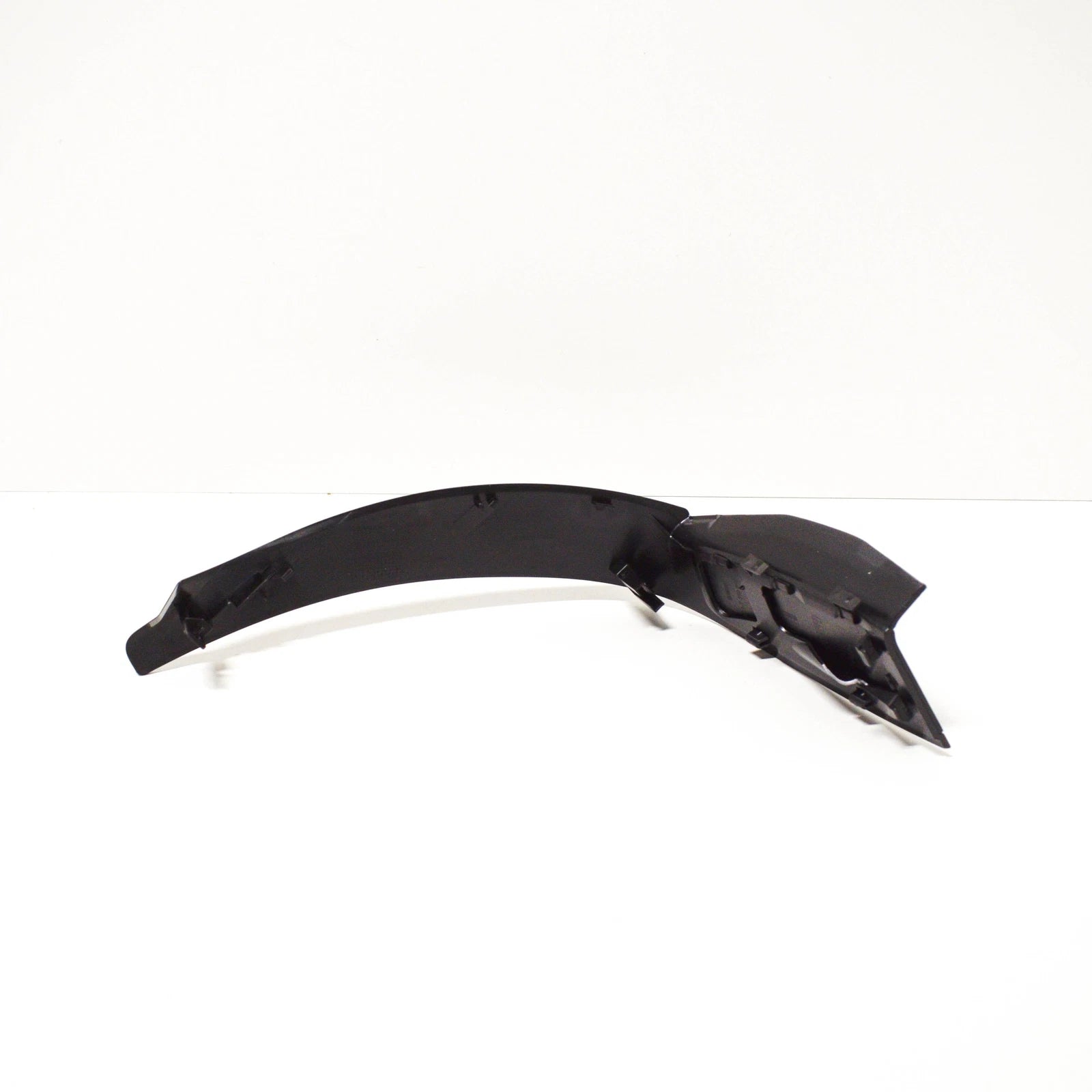 NEW BMW 4 F33 REAR TAILLIGHT GUTTER COVER LEFT SIDE 63217463139 ORIGINAL