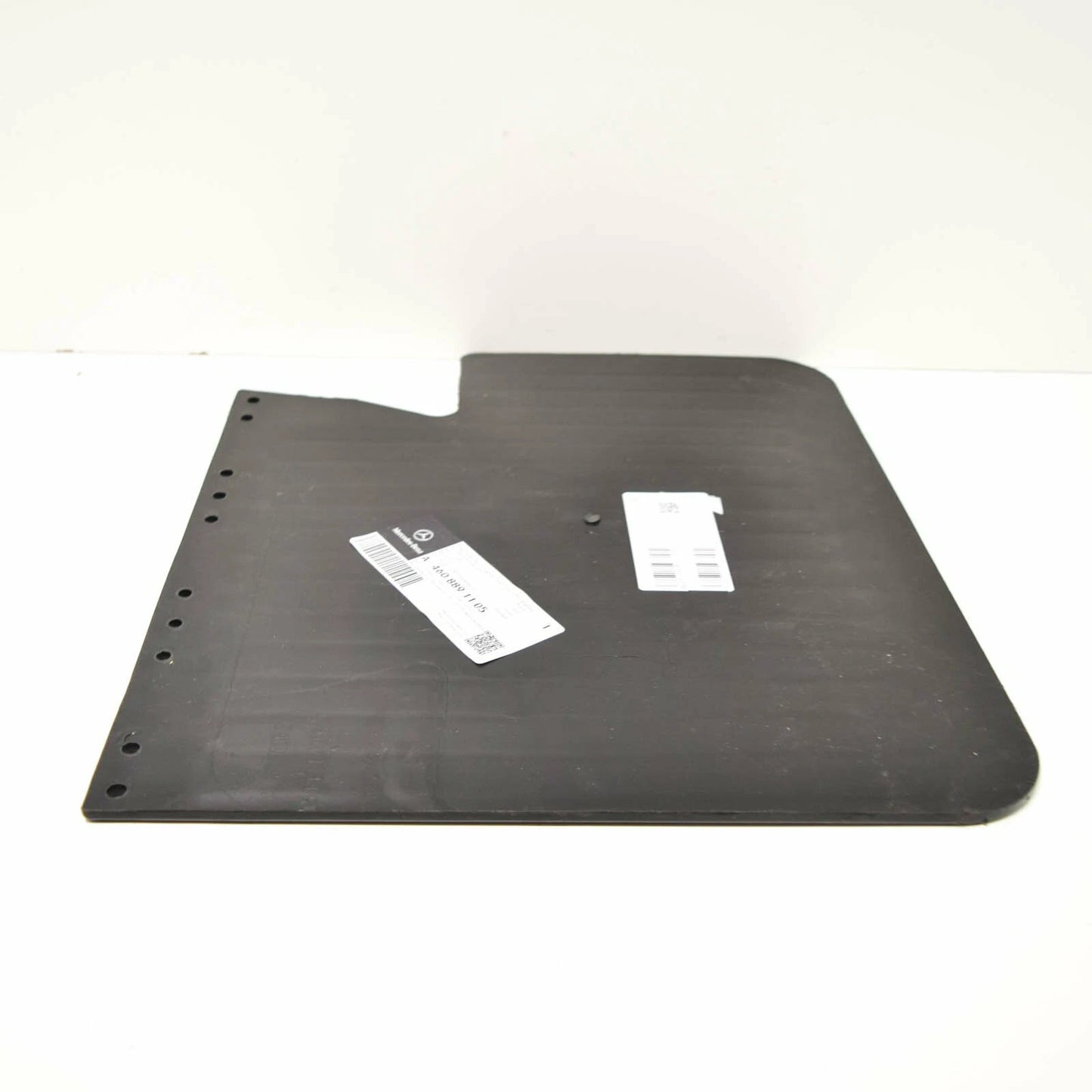 NEW MERCEDES-BENZ G-CLASS W463 REAR LEFT MUDGUARD APRON A4608891105