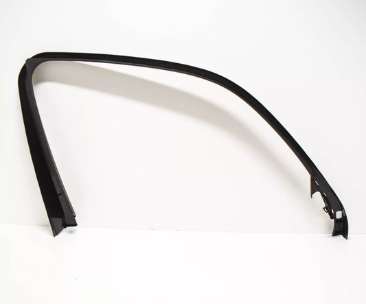 NEW MB GLK X204 FRONT RIGHT WINDOW FRAME TRIM A20472502569051 ORIGINAL
