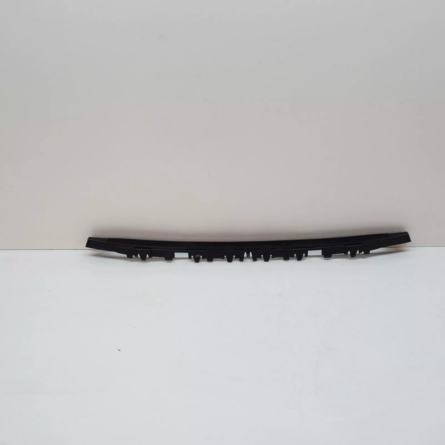 NEW AUDI A3 8V FRONT LOWER GRILL 8V5807647B9B9 2019
