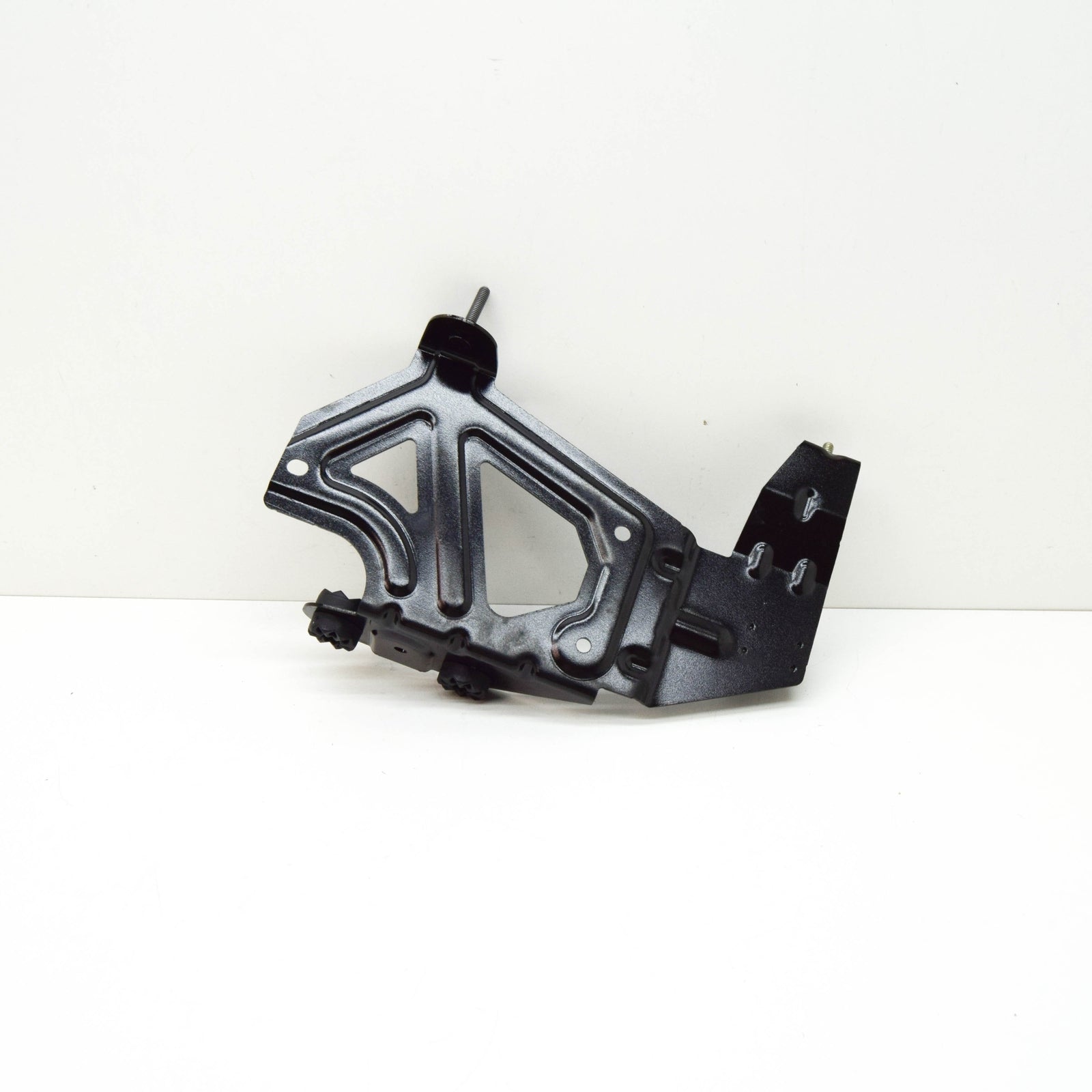 new bmw x3 m f97 condenser mount bracket 64508053486 original