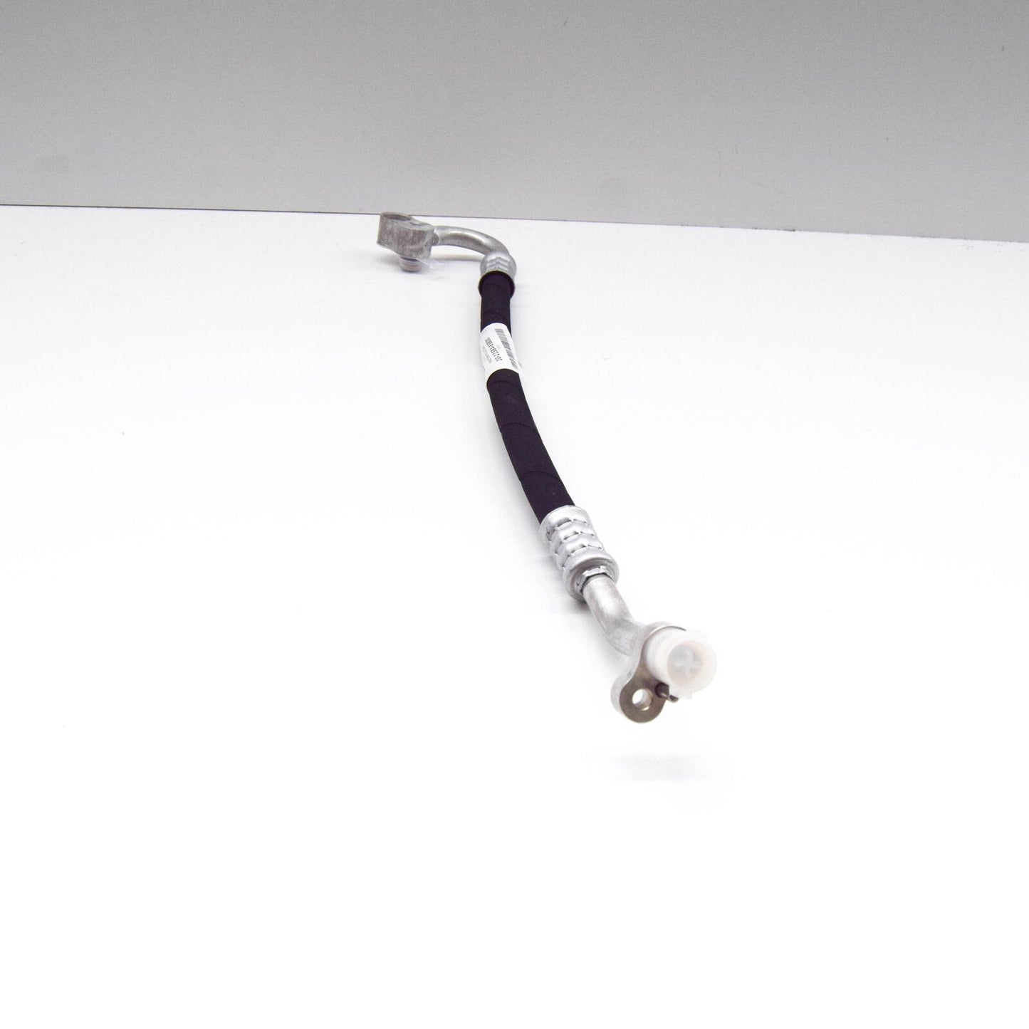 NEW MERCEDES-BENZ E CABRIO A207 A/C REFRIGERANT LINE A2048305216 ORIGINAL