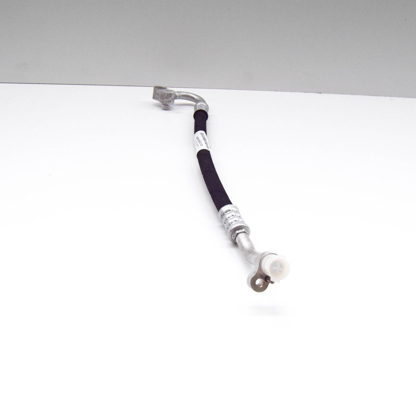 NEW MERCEDES-BENZ E CABRIO A207 A/C REFRIGERANT LINE A2048305216 ORIGINAL