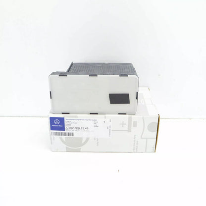 NEW MB C W202 CENTRAL LOCKING AND AIR CONDITIONER PUMP A2028001548