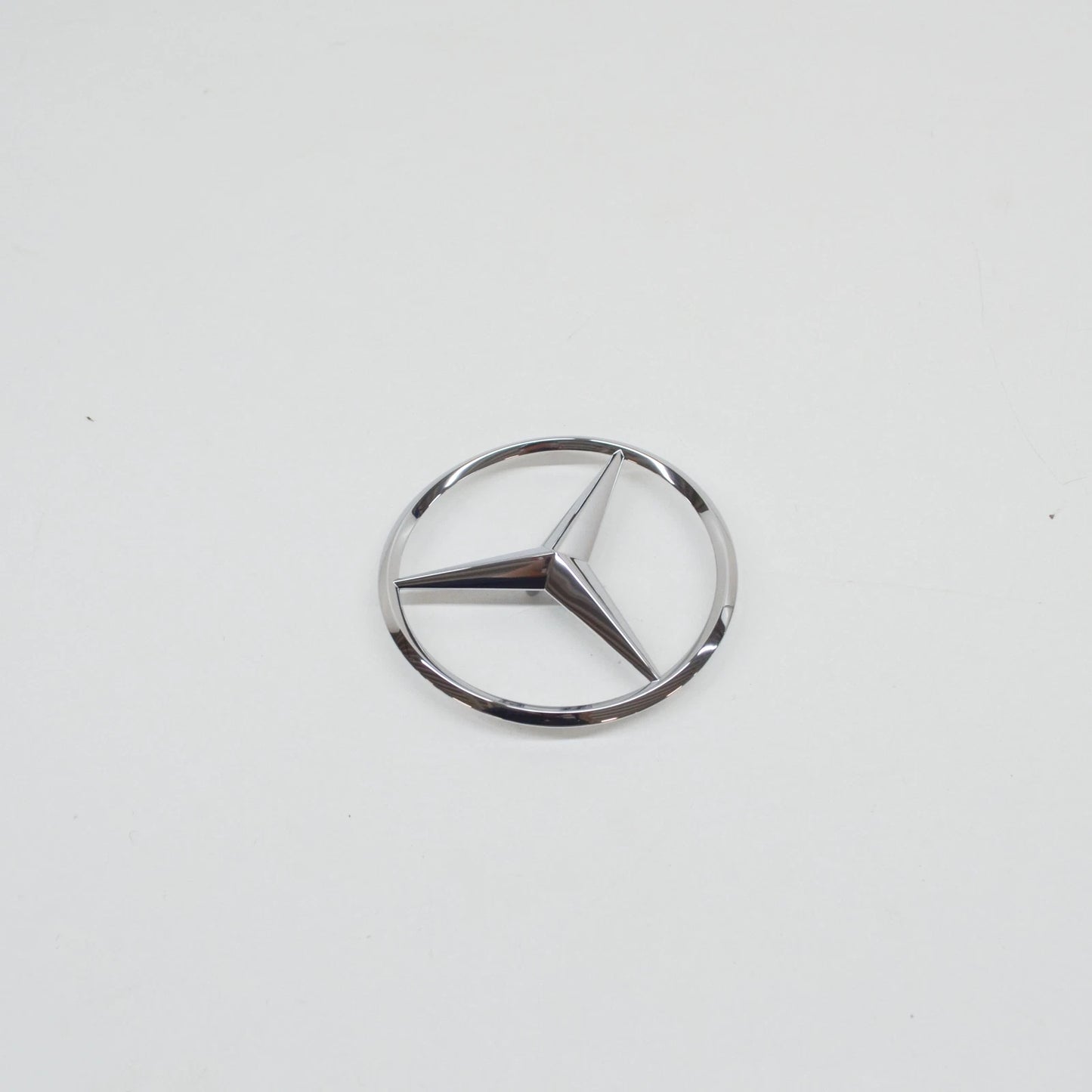 NEW MERCEDES-BENZ ML-CLASS W166 REAR TAILGATE BADGE A1668170016 2014 ORIGINAL