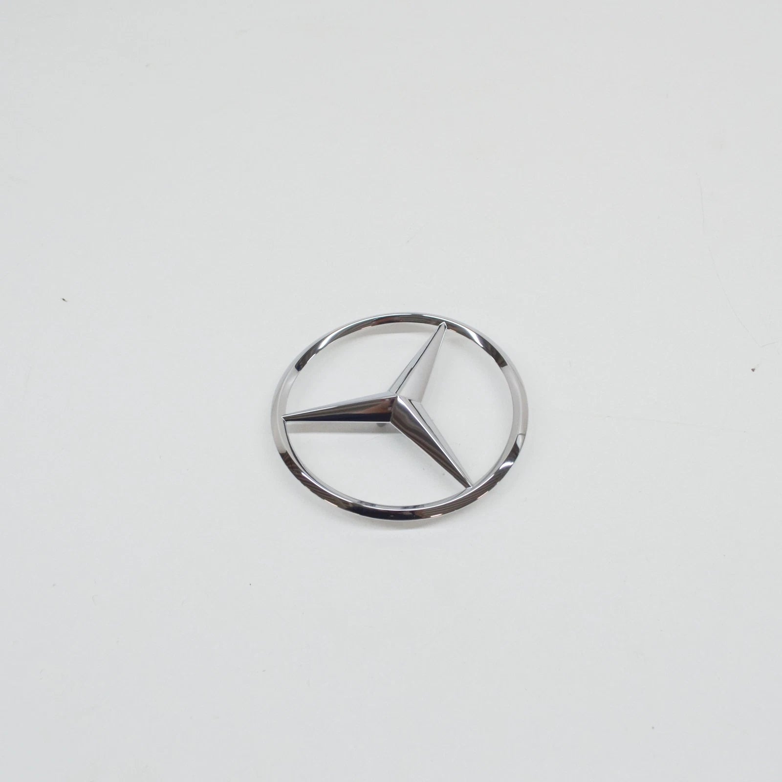 NEW MERCEDES-BENZ ML-CLASS W166 REAR TAILGATE BADGE A1668170016 2014 ORIGINAL