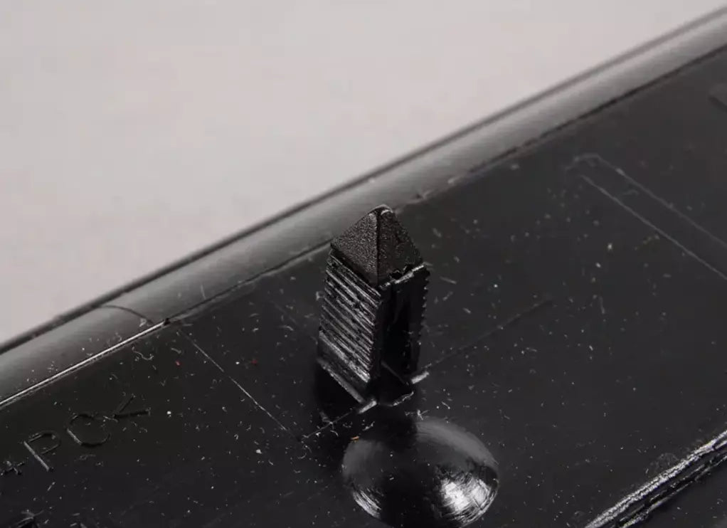 NEW BMW 3 E46 FRONT LEFT DOOR SILL TRIM 51477891929 7891929 ORIGINAL