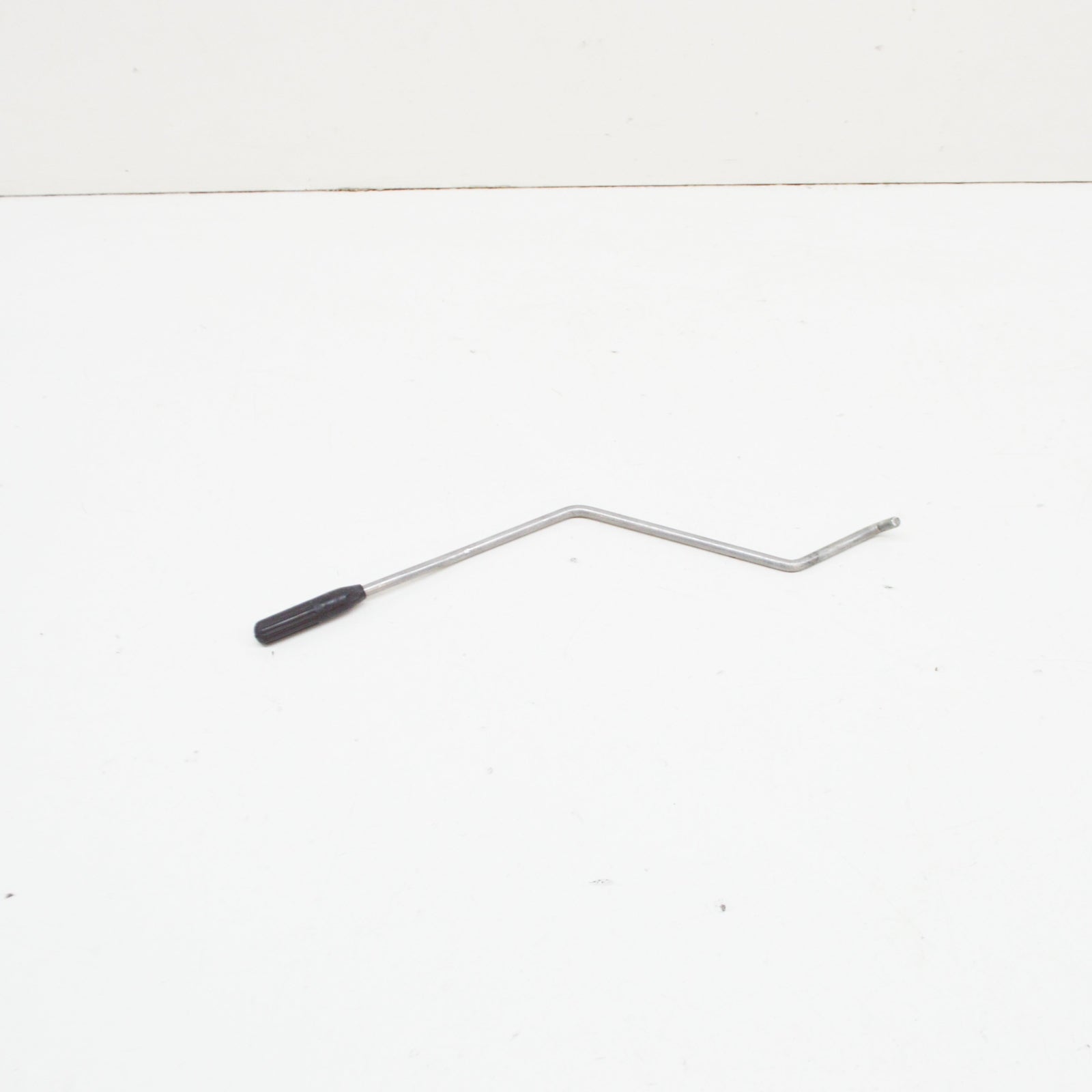 NEW MERCEDES-BENZ VITO W639 FRONT RIGHT DOOR CATCH A6397600240 ORIGINAL