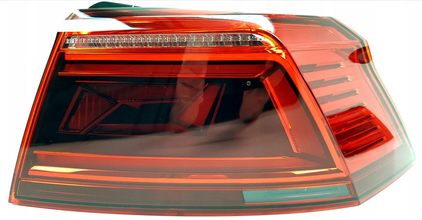 NEW VW PASSAT B8 REAR RIGHT OUTER LED TAILLIGHT 3G5945208F ORIGINAL