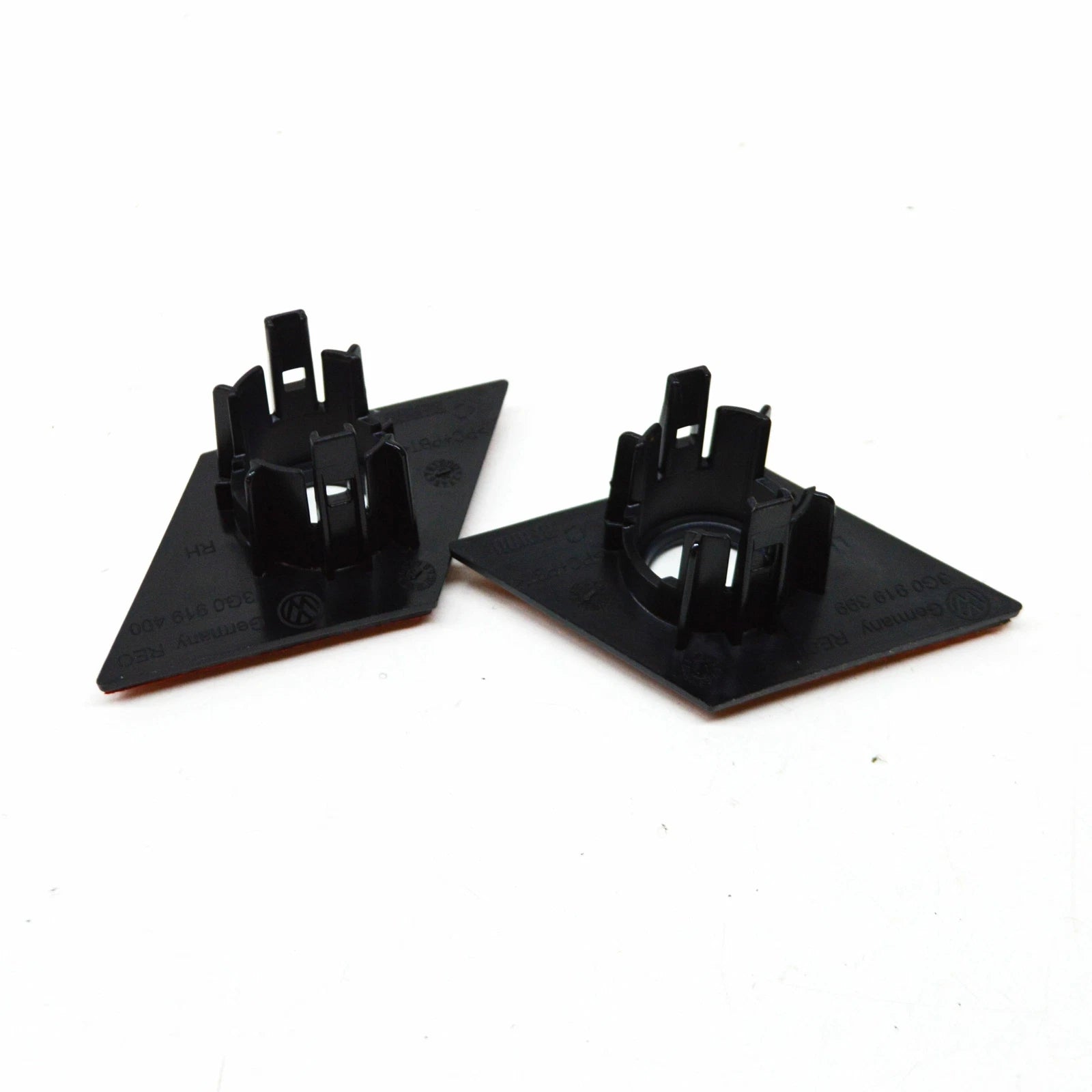 NEW VOLKSWAGEN PASSAT B8 FRONT BUMPER PDC SENSOR KIT 3G0998494GRU ORIGINAL