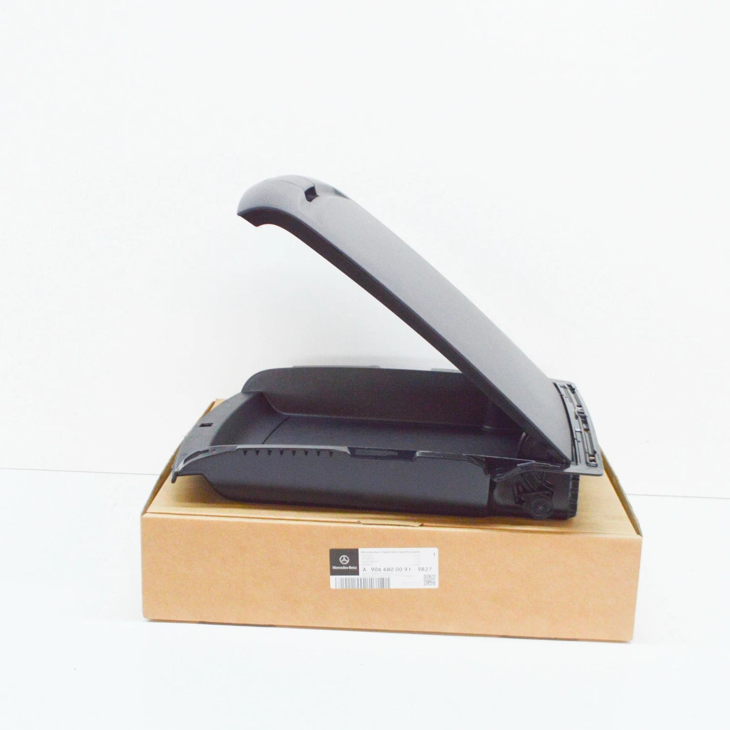 NEW MB SPRINTER W906 FRONT DASHBOARD STORAGE BOX TRAY A90668000919B27 ORIGINAL