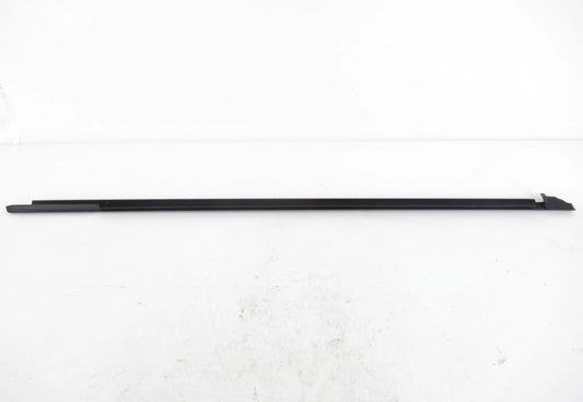 NEW VW JETTA A6 FRONT LEFT DOOR WINDOW APERTURE SEAL OUTER 5C6837477B5AP