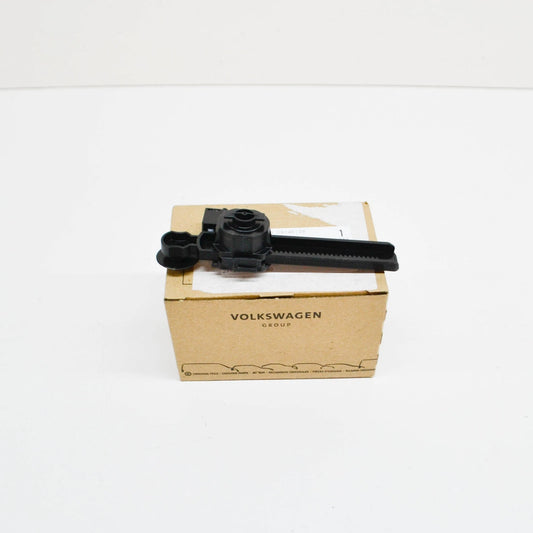 NEW VOLKSWAGEN GOLF MK7 5G BRAKE ELEMENT SWITCH CONTACT RHD 5G2858309 ORIGINAL