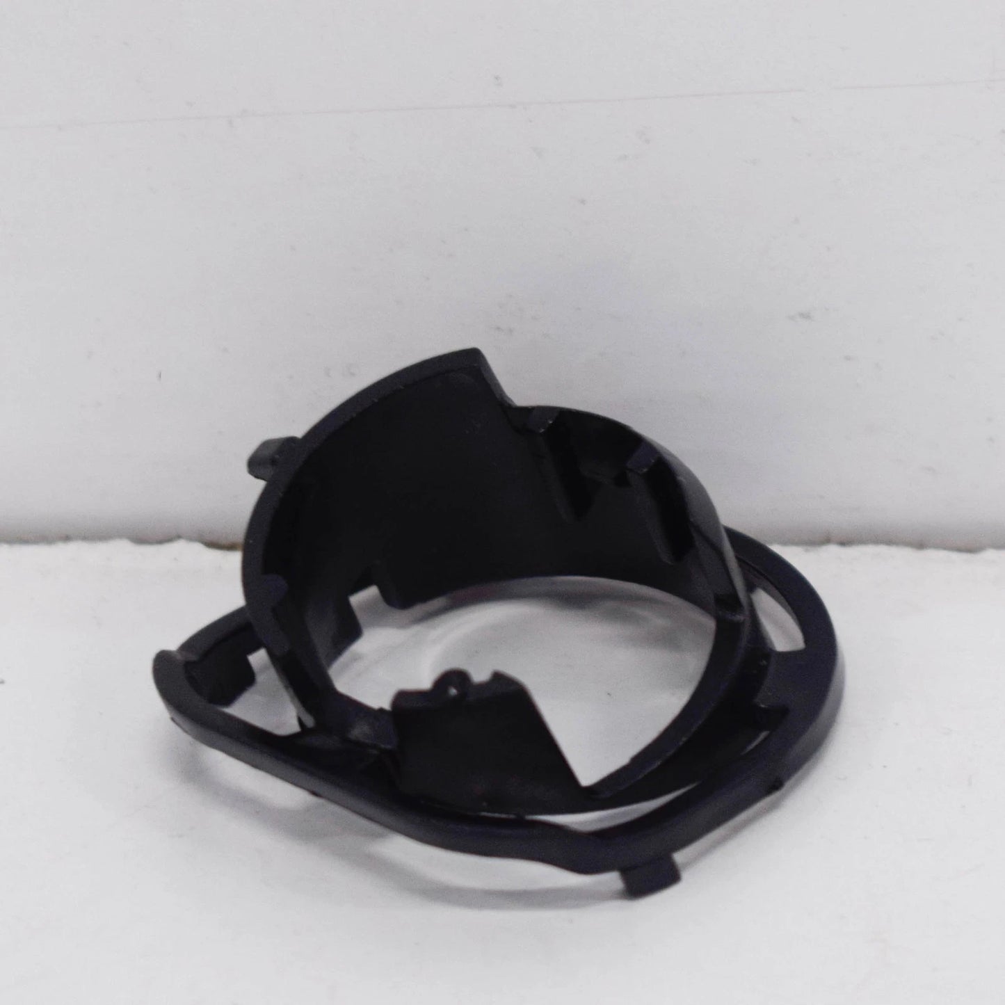 NEW VOLKSWAGEN CADDY 2K REAR RIGHT PDC BUMPER BRACKET 2K0919504B ORIGINAL