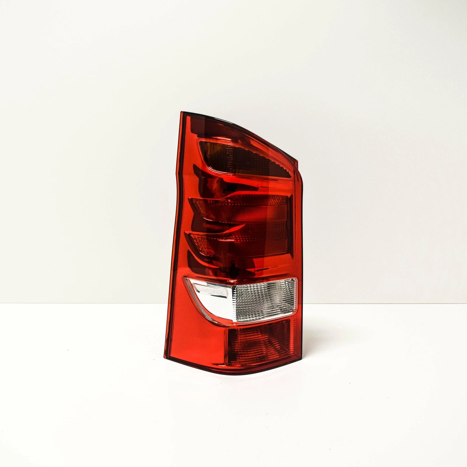 NEW MERCEDES-BENZ VITO W447 REAR LEFT TAIL LIGHT A4478200064