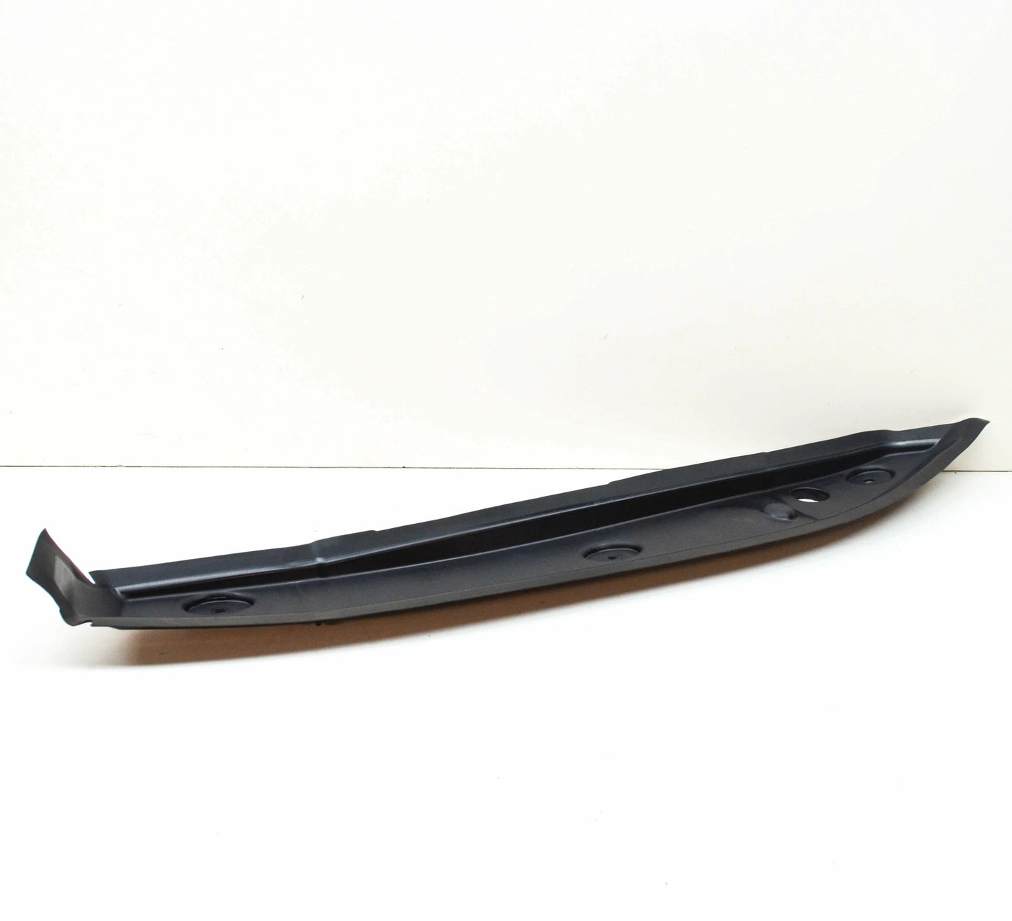 NEW MB GLE W167 FRONT RIGHT FENDER WING PLASTIC SEAL A1678890100 ORIGINAL