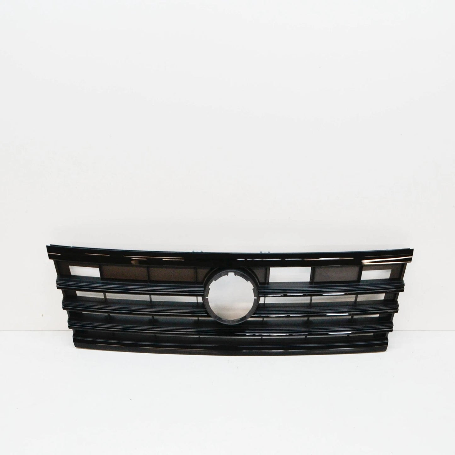 NEW VOLKSWAGEN TOUAREG CR FRONT RADIATOR GRILLE 760853651JBUS ORIGINAL