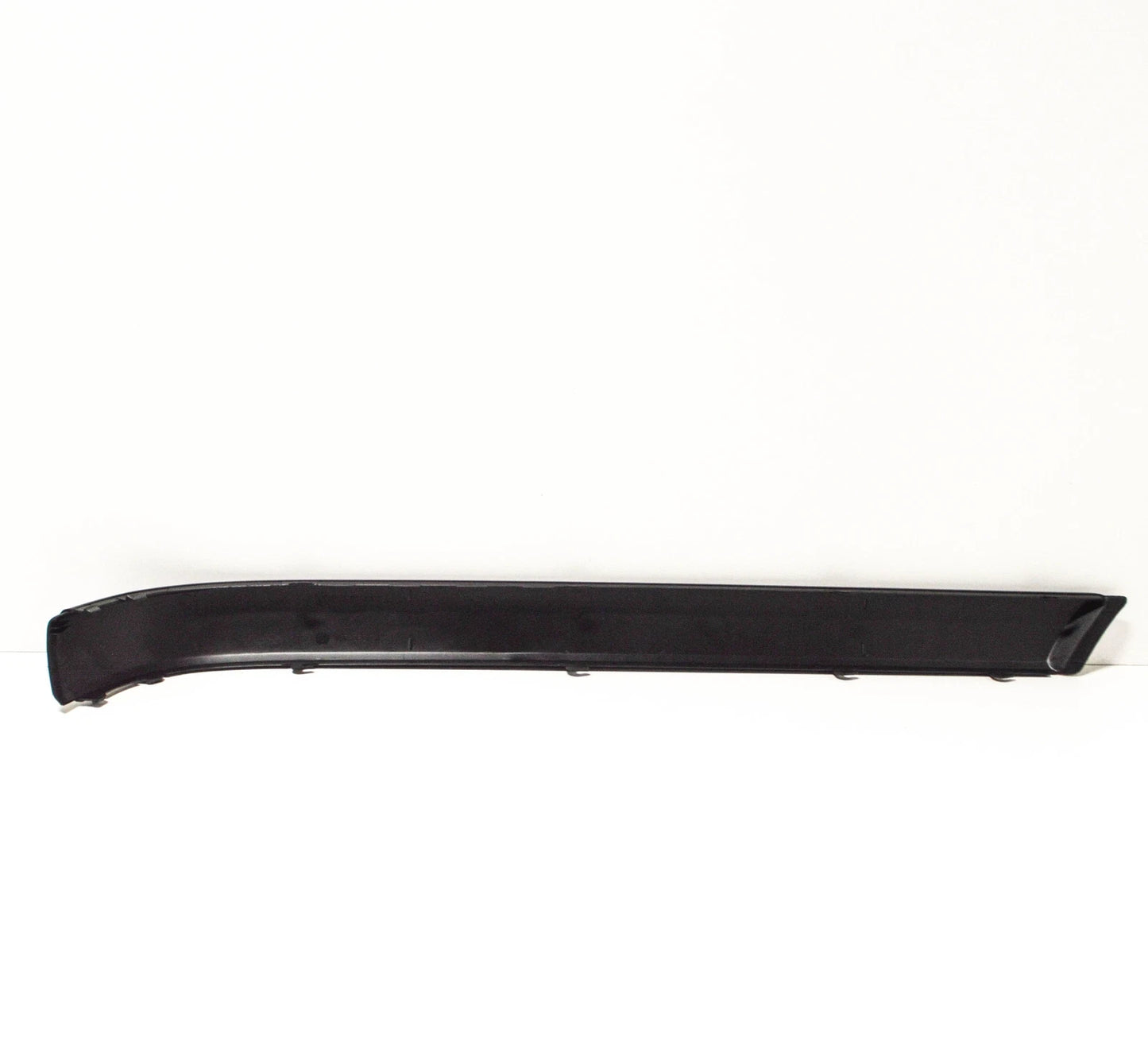 NEW BMW 5 E34 REAR BUMPER LEFT TRIM 51128148817 8148817 1995 ORIGINAL