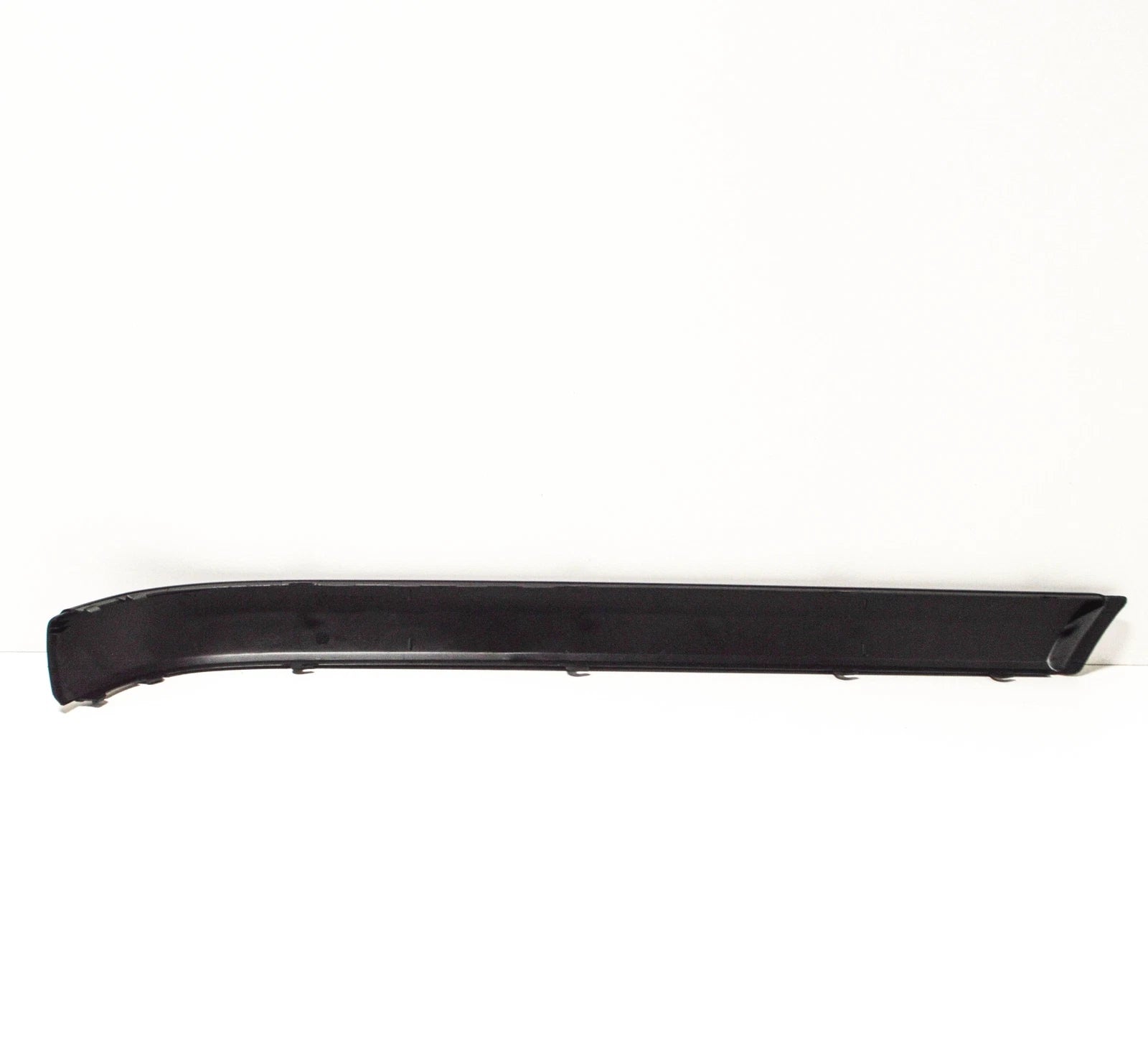 NEW BMW 5 E34 REAR BUMPER LEFT TRIM 51128148817 8148817 1995 ORIGINAL